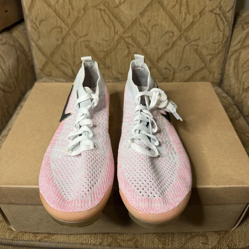 Nike Air VaporMax Flyknit White Pink 942843-102 Women's Size 8 Sneakers